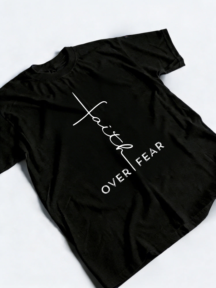 Christian Faith Over Fear Cross Design Design Jesus Easter Gift T-Shirt