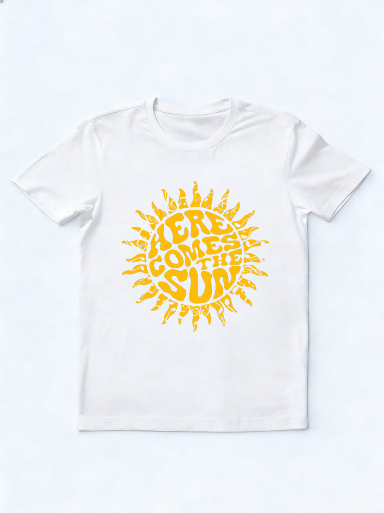 Here Comes the Sun Music Lover Family& Friend Birthday Gift T-shirt