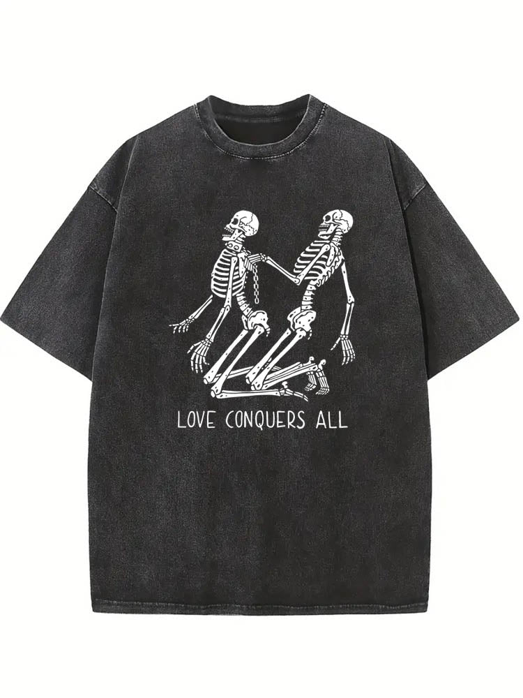 Love Conqures All Halloween Skeleton Spooky Season Vibe Washed T-shirt