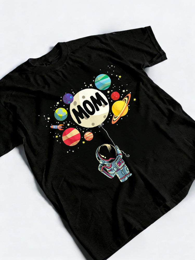 Mom of The Space Astronaut Happy Mothers Day Gift T-Shirt