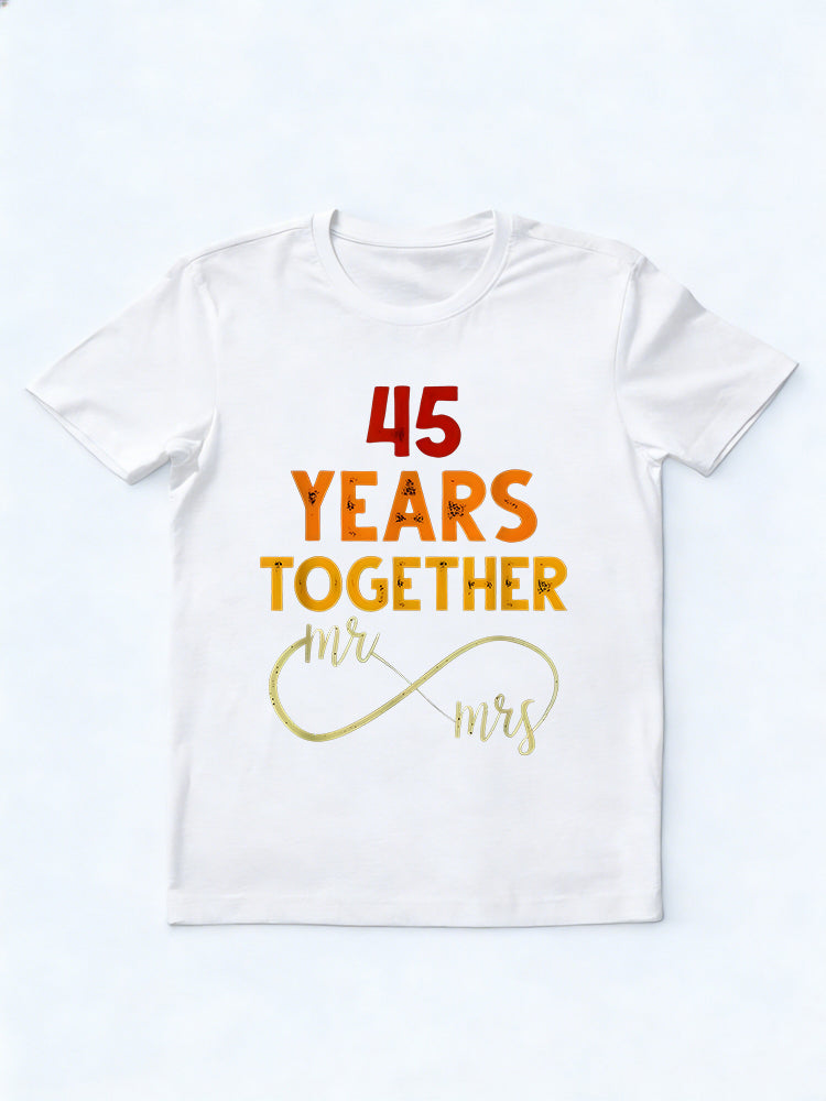 Mr & Mrs 45th Anniversary Anniversary Gift T-shirt